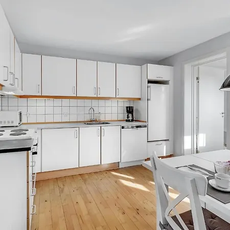 Prázdninový dům Awesome In With Kitchen *